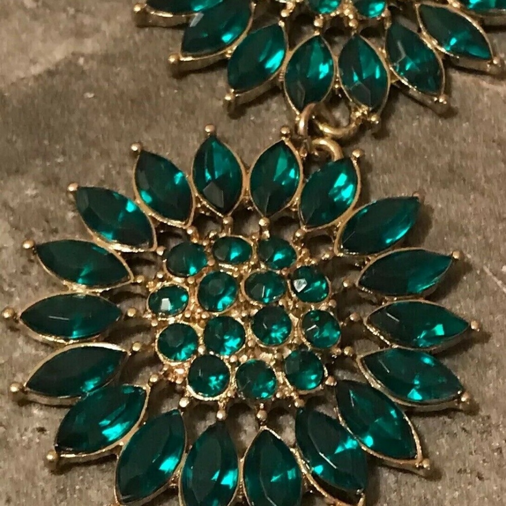 NEW Kate Spade Emerald Green Star Flower Necklace - Picture 8 of 8